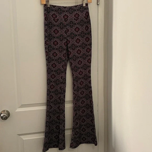 SALE!  🎉 No Boundaries High Rise Flare Pants - Picture 2 of 7